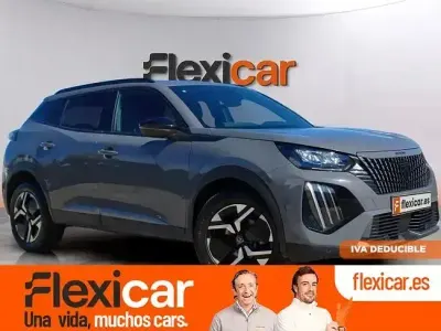 Usado Peugeot 2008 Allure 100 CV (73 kW) 2023 Gris SUV