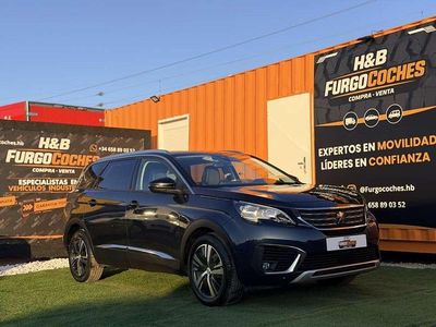 Usado Peugeot 5008 Allure 120 CV (88 kW) 2017 Azul SUV