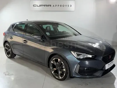 Usado Cupra Leon 150 CV (110 kW) 2023 Gris / plata Berlina