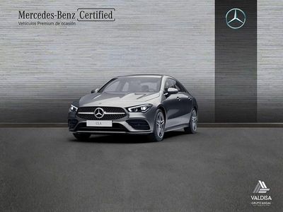 Gris / plateado Usado 2022 Mercedes CLA200 AMG line Berlina | 31.400 € (Precio justo)