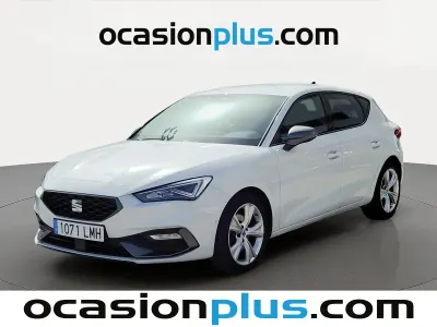 Usado Seat Leon FR 150 CV (110 kW) 2021 Blanco Utilitario