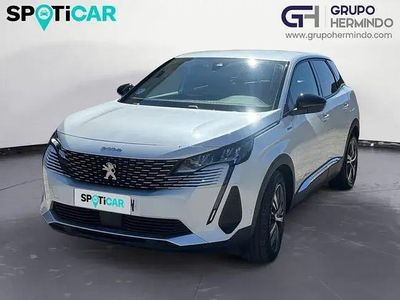 Używany Peugeot 3008 Allure 225 KM (165 kW) 2023 Biały SUV
