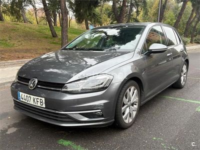 Usado VW Golf VII Advance 150 CV (110 kW) 2017 Gris / plata Berlina