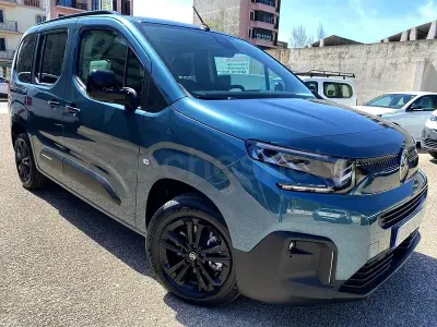 Nuevo Citroën Berlingo 102 CV (75 kW) 2026 Azul Monovolumen