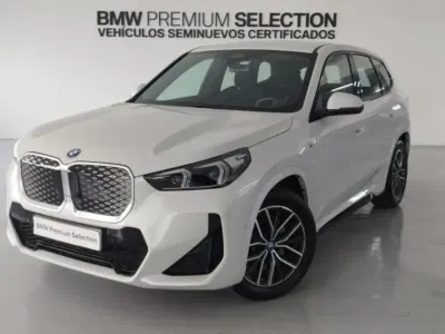 Usado BMW iX1 Comfort Edition 230 kW (313 CV) 2025 Blanco SUV