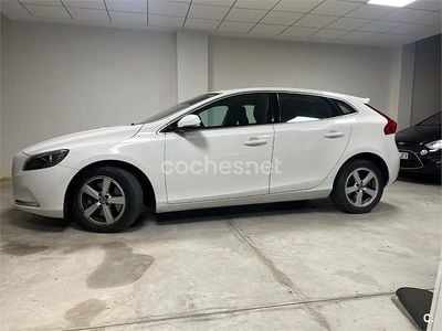 Blanco Usado 2015 Volvo V40 Momentum Familiar | 10.200 € (Precio justo)