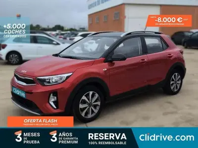 Usado Kia Stonic 84 CV (61 kW) 2023 Rojo SUV