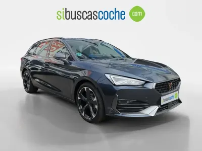 Usado Cupra Leon 190 CV (139 kW) 2024 Gris/plata