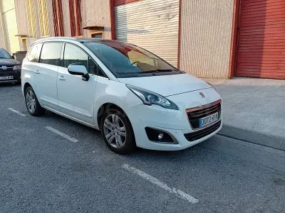 Usado Peugeot 5008