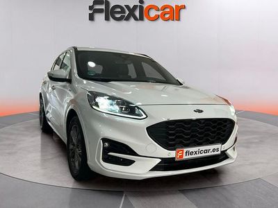 Usado Ford Kuga ST-Line X 150 CV (110 kW) 2022 Blanco SUV
