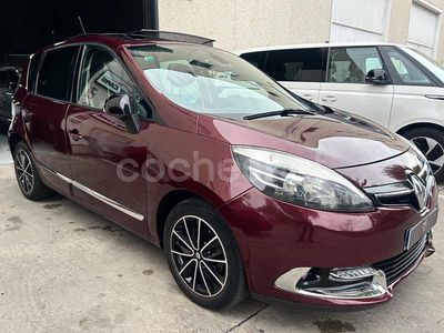 Granate Usado 2013 Renault Scénic III Bose Edition Monovolumen | 8999 €