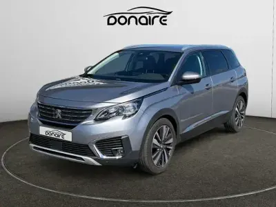 Usado Peugeot 5008 GT-line 130 CV (95 kW) 2019 Gris SUV