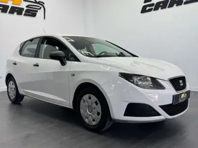Usado Seat Ibiza Copa 75 CV (55 kW) 2011 Blanco Utilitario