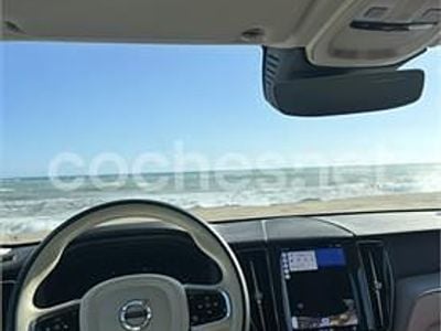 Usado Volvo XC60 Plus 197 CV (144 kW) 2023 Azul SUV