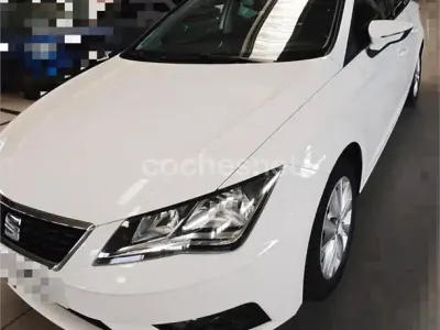 Usado Seat Leon ST Style 115 CV (84 kW) 2018 Blanco Familiar