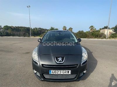 Gris / plata Usado 2009 Peugeot 5008 Premium Monovolumen | 5200 € (Precio justo)