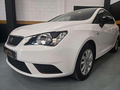 Blanco Usado 2018 Seat Ibiza Reference Utilitario | 11.995 € (Precio justo)