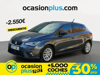 Usado Seat Ibiza FR 110 HP (80 kW) 2023 Cinzento Sedan