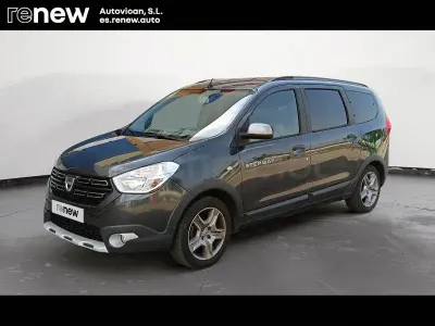 Usado Dacia Lodgy Comfort 115 CV (84 kW) 2022 Gris / plata Monovolumen