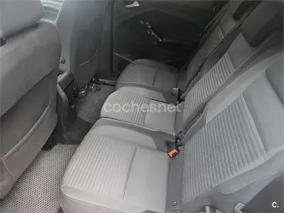 Usado Ford C-MAX Titanium 120 CV (88 kW) 2016 Gris / plata Monovolumen