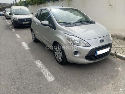 Usado Ford Ka Titanium 75 CV (55 kW) 2010 Gris / plata Utilitario