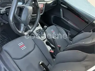 Usado Seat Ibiza FR 115 CV (84 kW) 2018 Rojo Utilitario