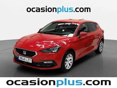 Usado Seat Leon Style 131 CV (96 kW) 2022 Rojo Utilitario