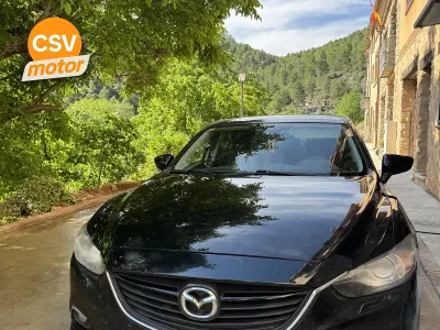 Usado Mazda 6 Style 175 CV (128 kW) 2014 Negro Familiar