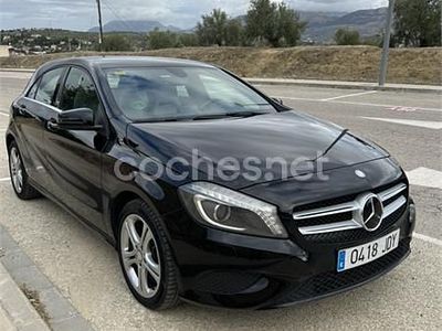 Negro Usado 2015 Mercedes A180 Style Berlina | 12.000 € (Precio justo)
