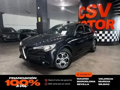 Usado Alfa Romeo Stelvio Super 192 CV (141 kW) 2022 Negro SUV