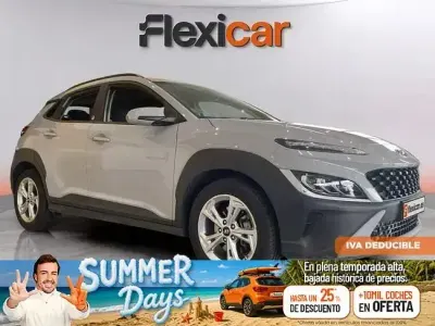 Usado Hyundai Kona 120 CV (88 kW) 2022 Gris SUV