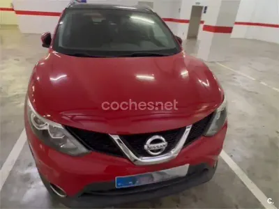 Usado Nissan Qashqai 360º 115 CV (84 kW) 2015 Rojo SUV