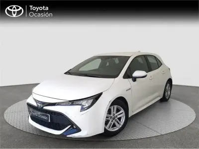 Usado Toyota Corolla Active 122 CV (89 kW) 2021 Blanco Monovolumen