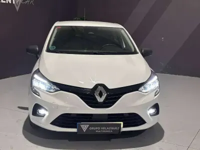 Usado Renault Clio Business 86 CV (63 kW) 2021 Blanco Utilitario