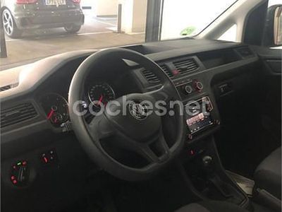 Usado VW Caddy 75 CV (55 kW) 2016 Blanco Monovolumen