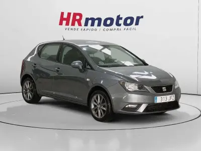 Usado Seat Ibiza Style 90 CV (66 kW) 2015 Gris Utilitario