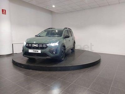 Usado Dacia Jogger Extreme 100 CV (73 kW) 2023 Gris / plata Monovolumen
