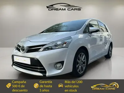 Usado Toyota Verso Advance 112 CV (82 kW) 2015 Blanco Monovolumen