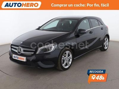 Usado Mercedes A180 Urban 111 CV (81 kW) 2014 Negro Berlina