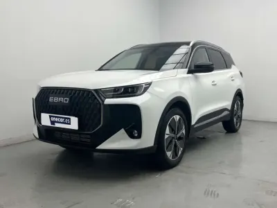 Usado Ebro s700 Luxury 147 CV (108 kW) 2025 Blanco SUV