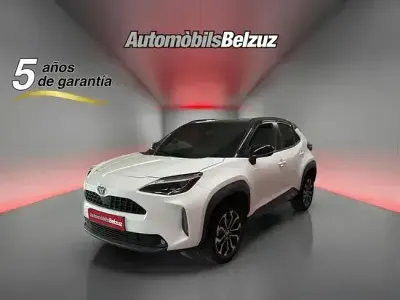 Usado Toyota Yaris Cross Active 116 CV (85 kW) 2024 Blanco SUV