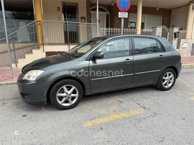 Begagnad Toyota Corolla Sol 110 HK (80 kW) 2005 Grå Sedan