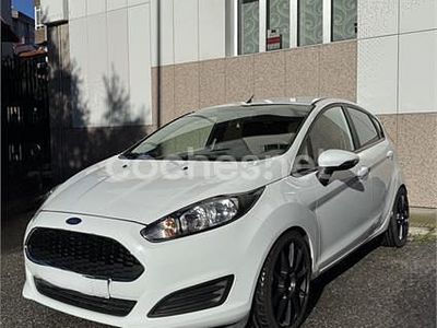 Blanco Usado 2016 Ford Fiesta Titanium Berlina | 8700 € (Precio justo)