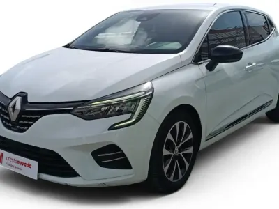 Usado Renault Clio Techno 91 CV (66 kW) 2023 Blanco Utilitario