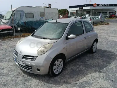 Usado Nissan Micra Tekna 80 CV (58 kW) 2005 Gris / plata Berlina