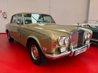 Usado Rolls Royce Silver Shadow 200 CV (147 kW) 1975 Oro Berlina