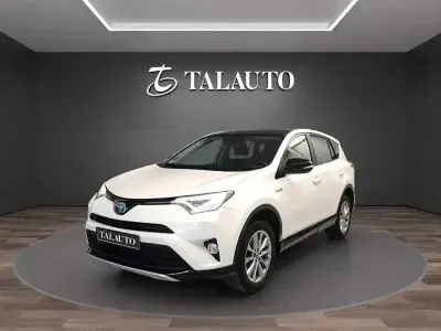Usado Toyota RAV4 Advance 150 CV (110 kW) 2018 Blanco SUV