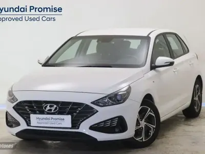 Usado Hyundai i30 120 CV (88 kW) 2022 Berlina