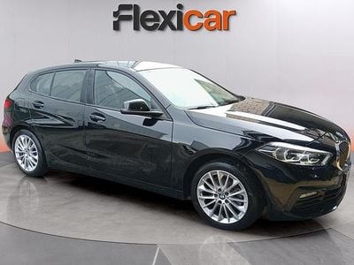 Usado BMW 118 136 CV (100 kW) 2022 Negro Utilitario