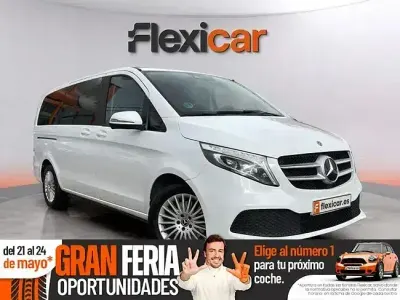 Käytetty Mercedes V250 190 HP (139 kW) 2021 Valkoinen Tila-auto